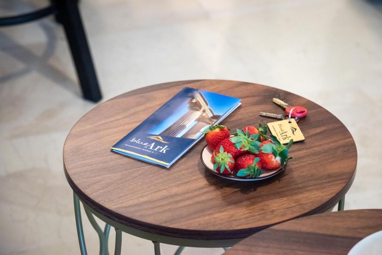 Blue Ark Boho Stay At Acropolis Атина Екстериор снимка